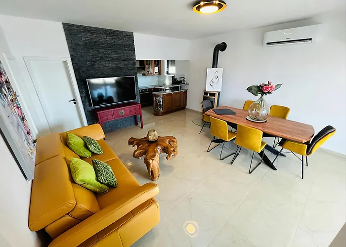 Roko Tragurion Villa *