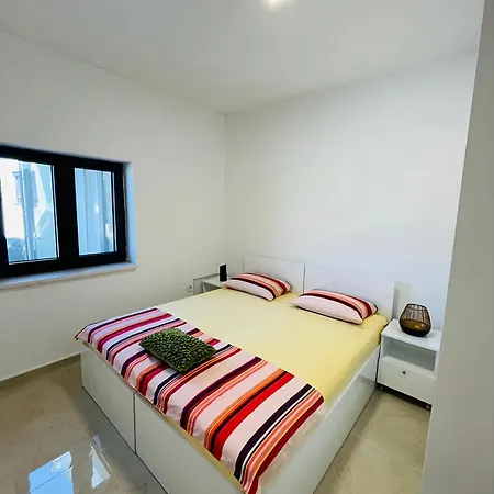 Вилла Roko Tragurion